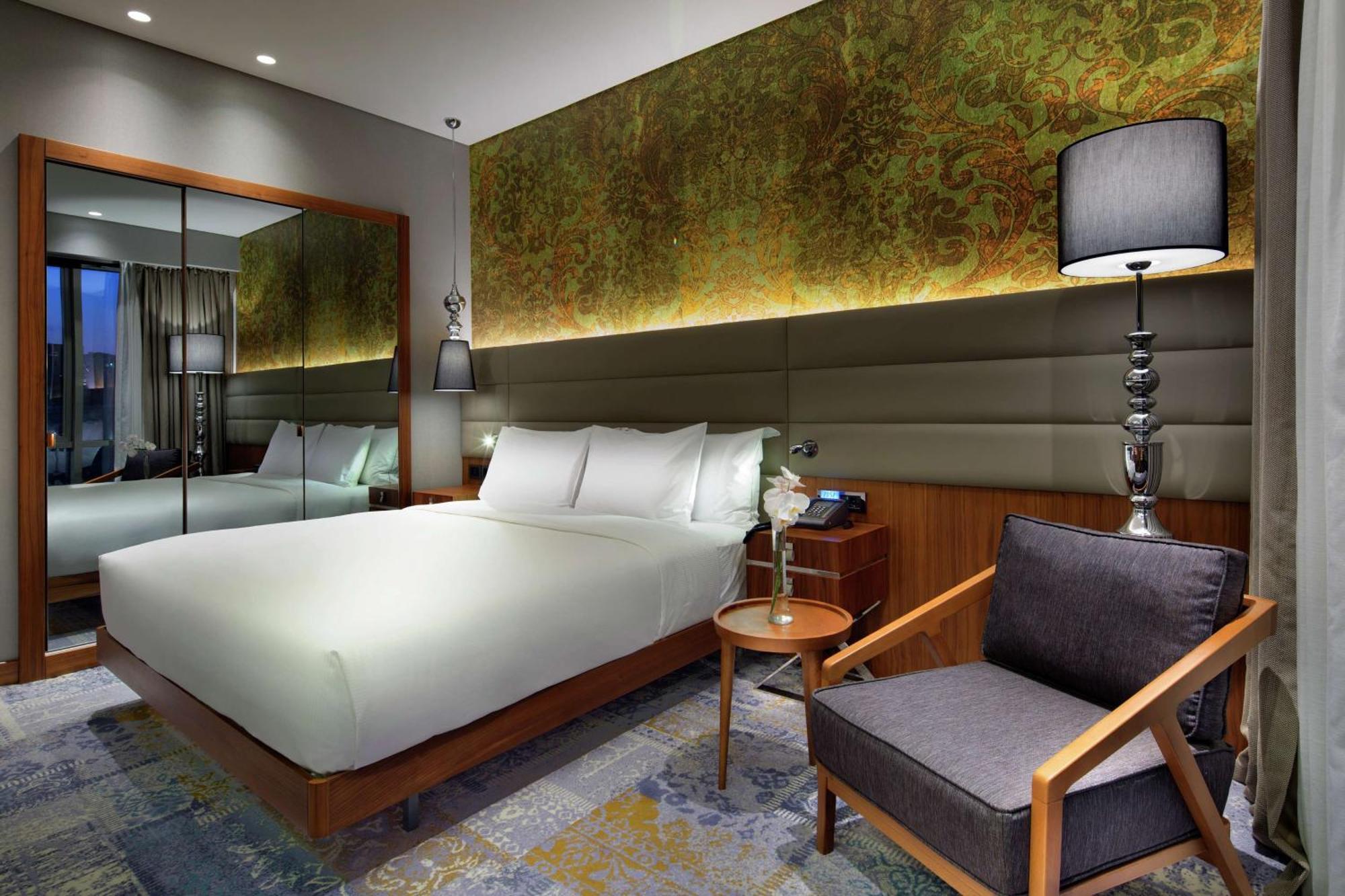 Hotel Doubletree By Hilton - Piyalepasa 5*