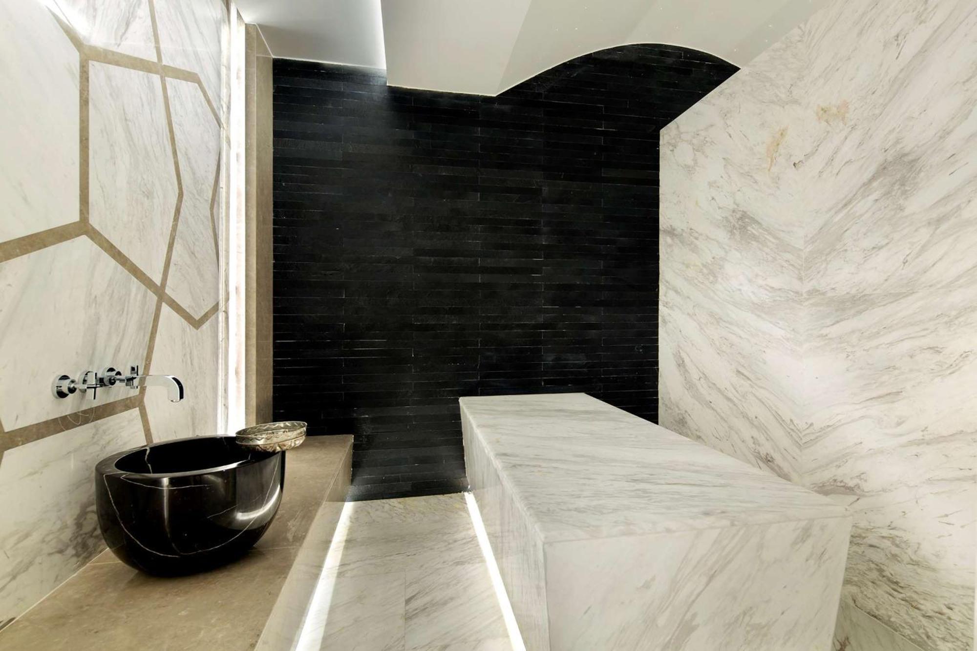 Hotel Doubletree By Hilton - Piyalepasa Istanboel