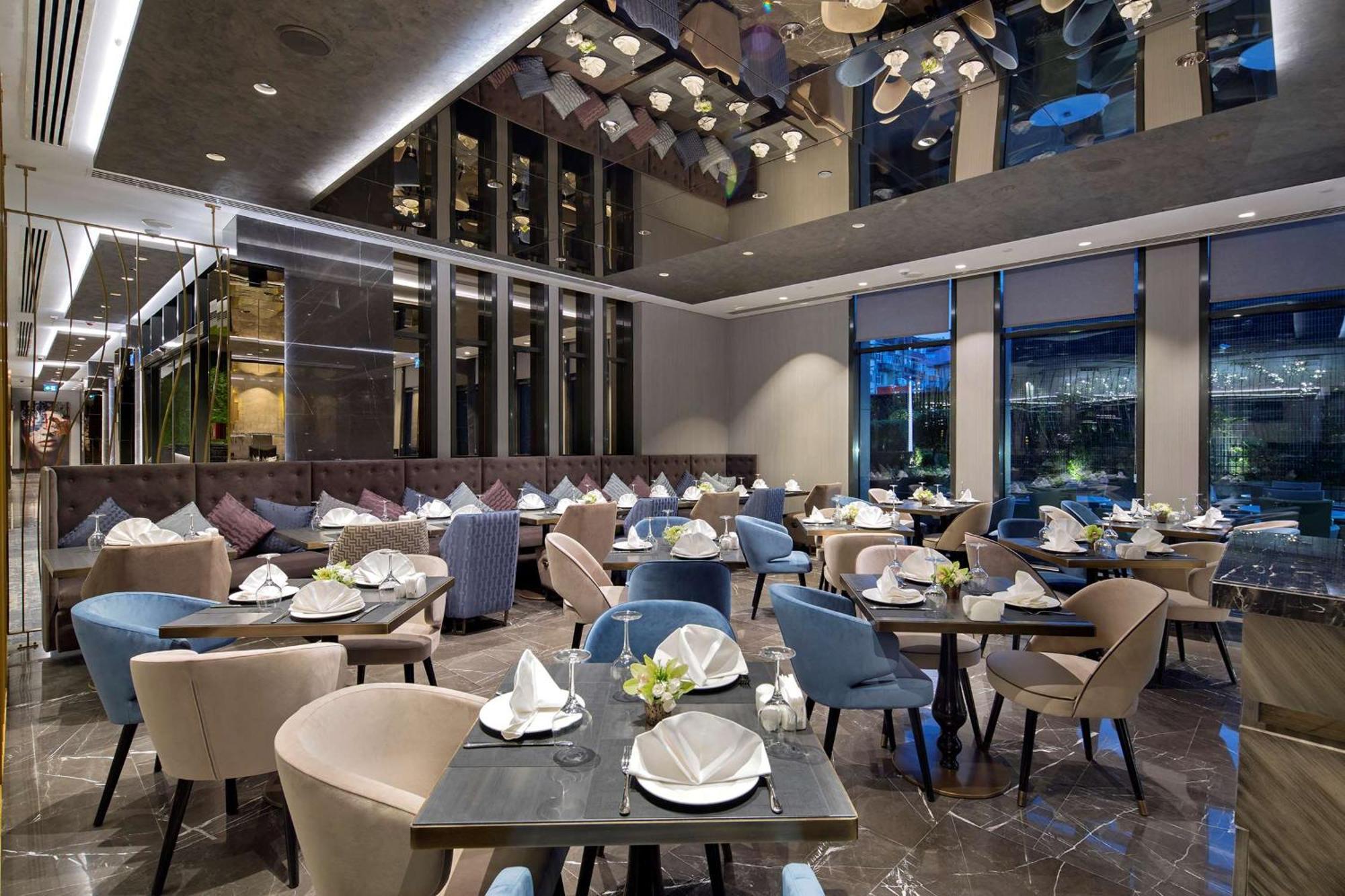 Doubletree By Hilton - Piyalepasa 5* Istanboel