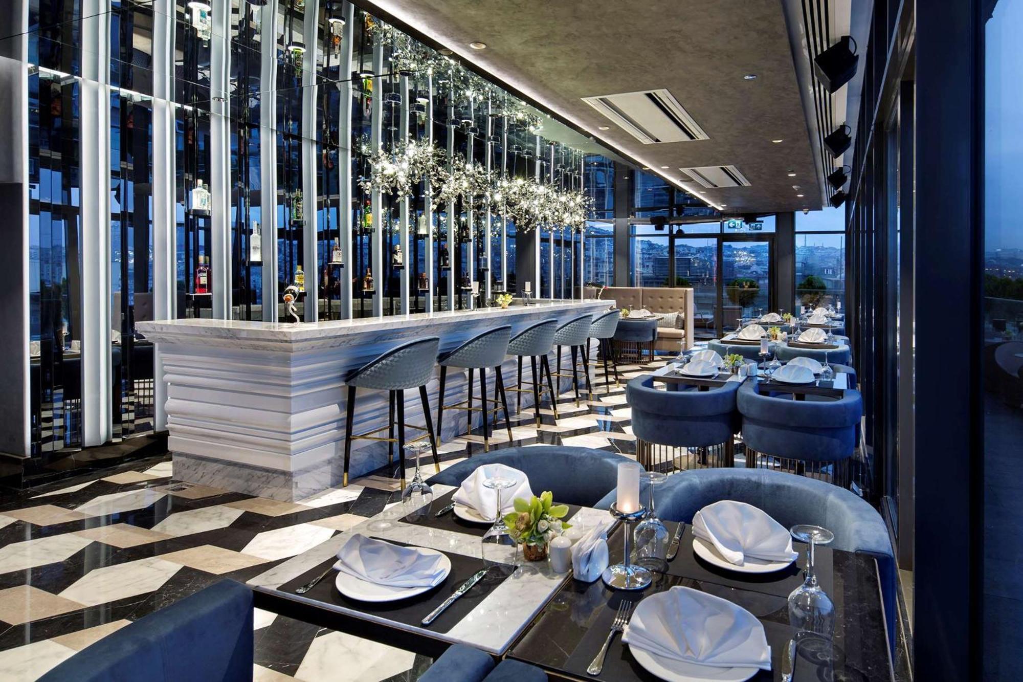 Hotel Doubletree By Hilton - Piyalepasa Istanboel