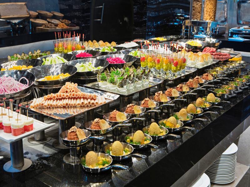Doubletree By Hilton - Piyalepasa Hotel Istanboel