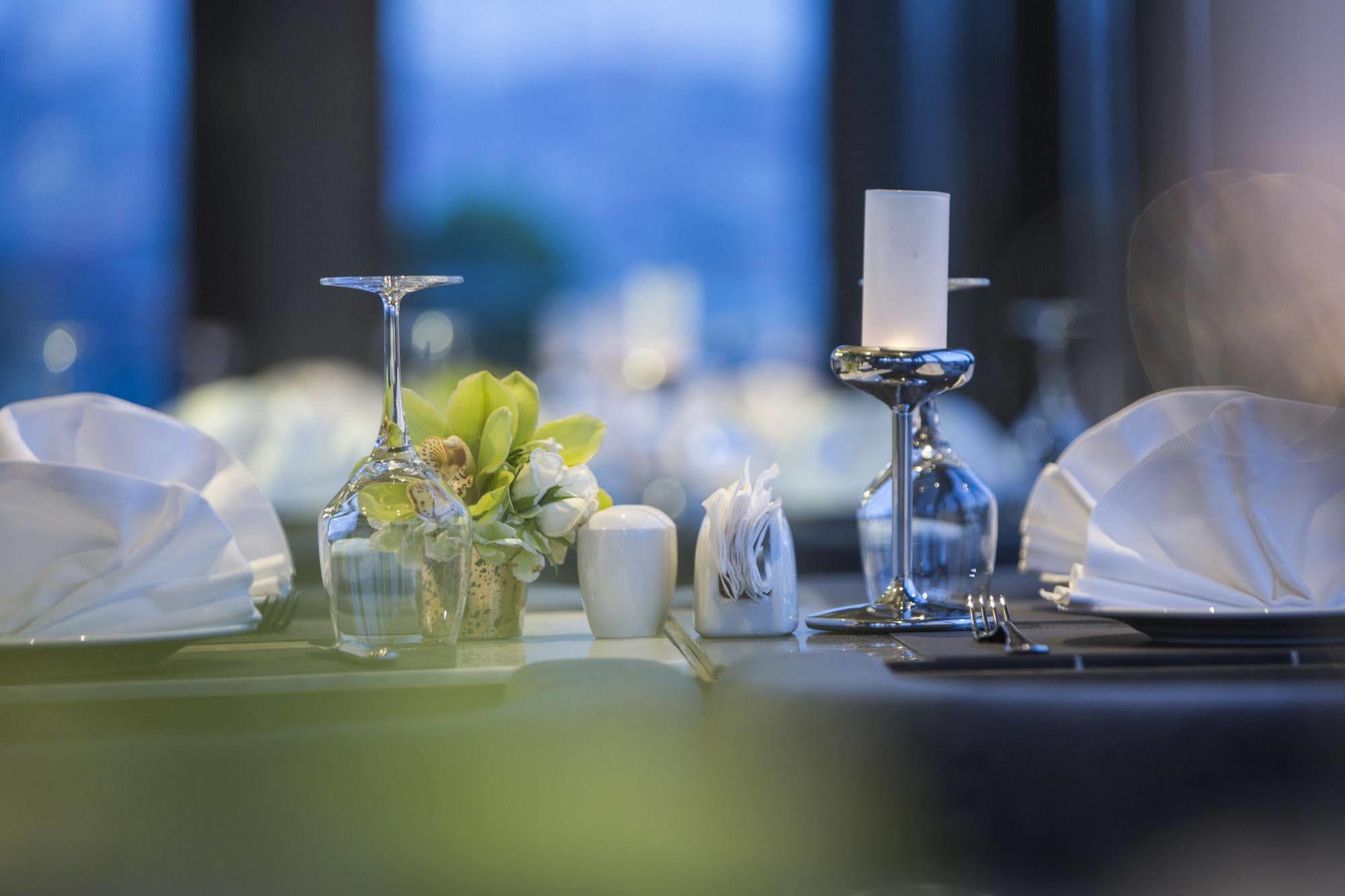 Doubletree By Hilton - Piyalepasa 5* Istanboel